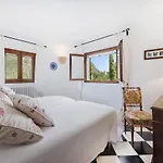 Villa Punxa Dalt - Traditional With Heatable Pool Pollença