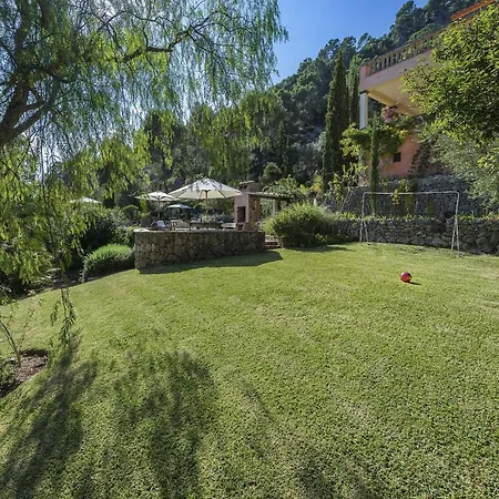 Вилла Punxa Dalt - Traditional With Heatable Pool