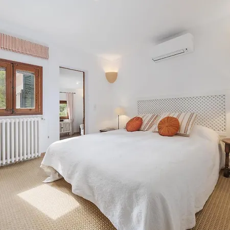 Punxa Dalt - Traditional With Heatable Pool Вилла *