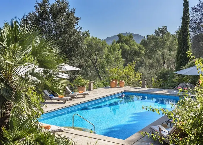 Punxa Dalt - Traditional With Heatable Pool פוינסה