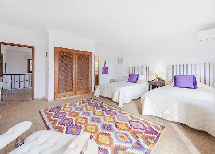 Villa Punxa Dalt - Traditional With Heatable Pool Pollença