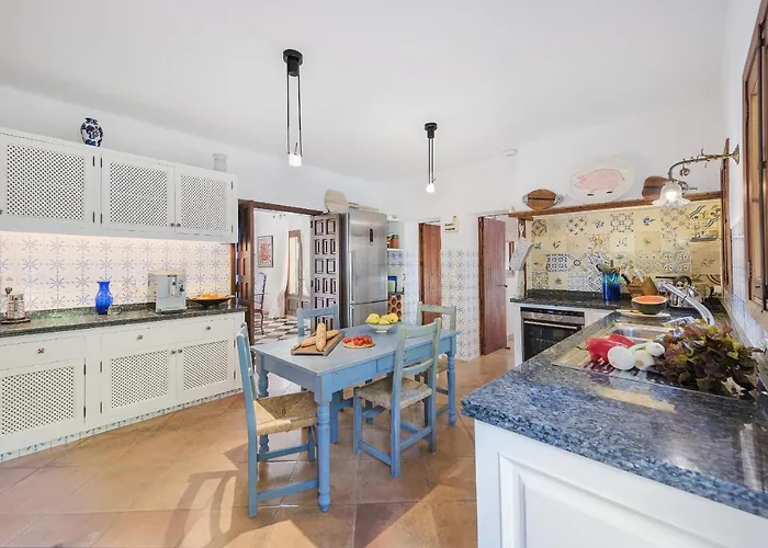 Punxa Dalt - Traditional With Heatable Pool וילה *