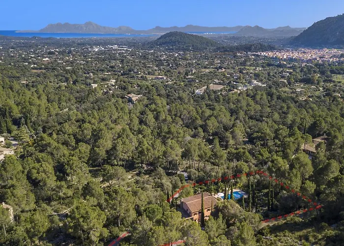 Punxa Dalt - Traditional With Heatable Pool